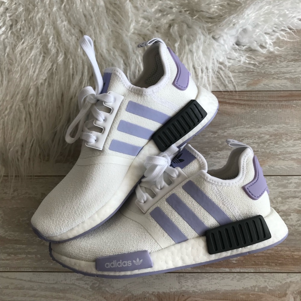NWT Adidas NMD_R1 Women’s Shoes - Picture 7 of 7